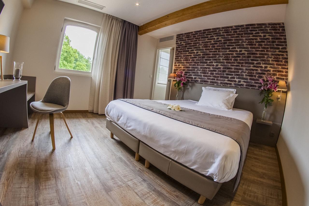 La Sorelle Hotel Golf Et Restaurant Villette-sur-Ain Экстерьер фото